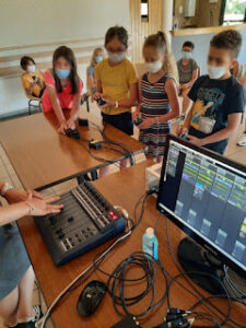 Atelier musique qvec les élèves