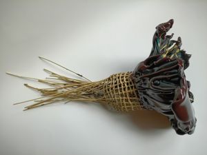 Sculpture abstraite en osier